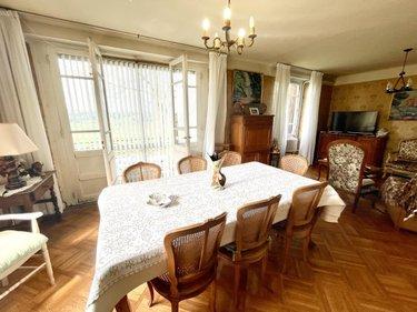 Maison à vendre à Saint-Chély-d'Apcher en Lozère (48200), ref : 48032-222