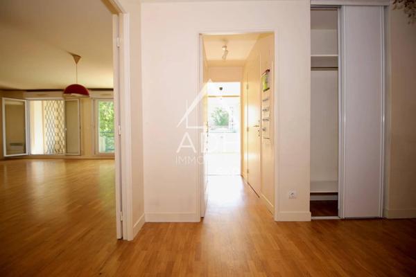Exclusivité à vendre à ASNIERES SUR SEINE Appartement de 5 pièces - 108m2