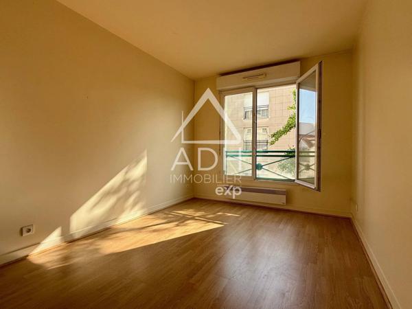 Exclusivité à vendre à ASNIERES SUR SEINE Appartement de 5 pièces - 108m2