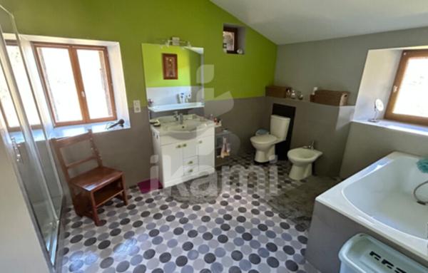 Maison en pierre de 138 m2