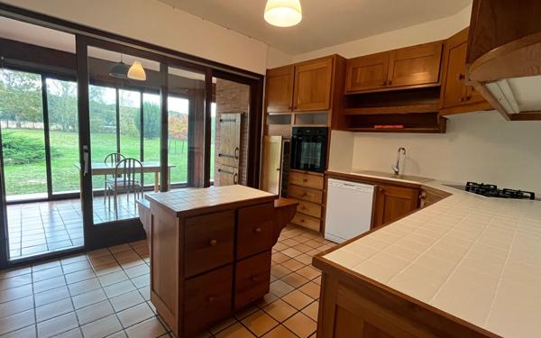 Maison à louer    5 pièces •  Montberon