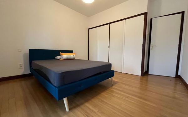 Maison à louer    5 pièces •  Montberon