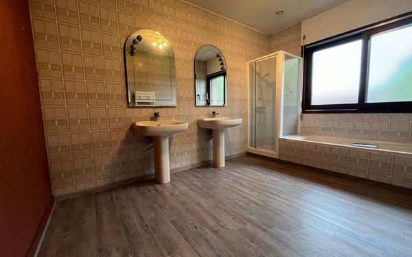 Maison à louer    5 pièces •  Montberon