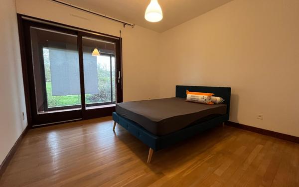 Maison à louer    5 pièces •  Montberon