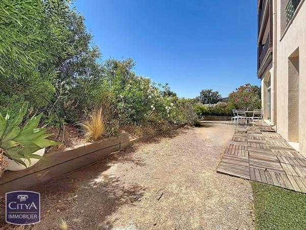 Appartement à vendre 3 pièces 90.2m² Roquebrune-sur-Argens (83380)