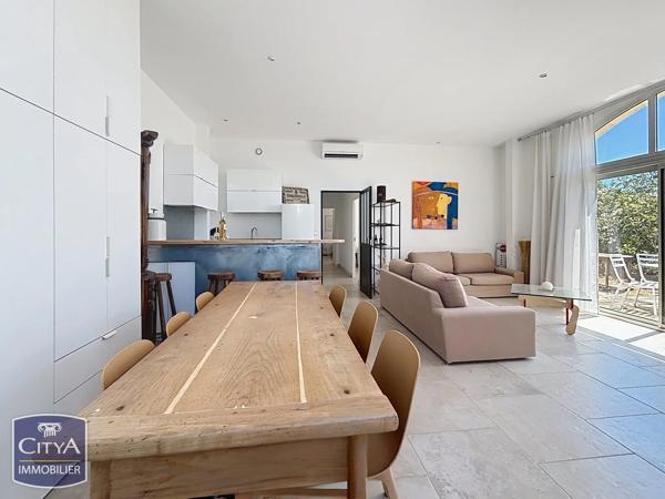 Appartement à vendre 3 pièces 90.2m² Roquebrune-sur-Argens (83380)