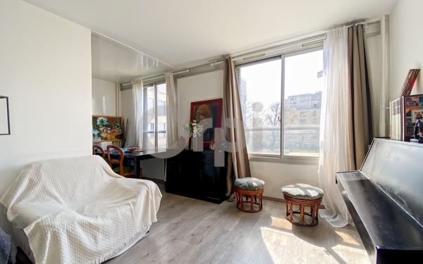 Appartement à vendre    4 pièces • 76,28 m2 Asnières-sur-Seine