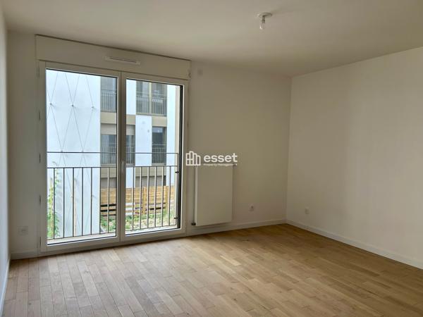 Location Appartement 2 pièces 40.7 m² - Courbevoie 92400
