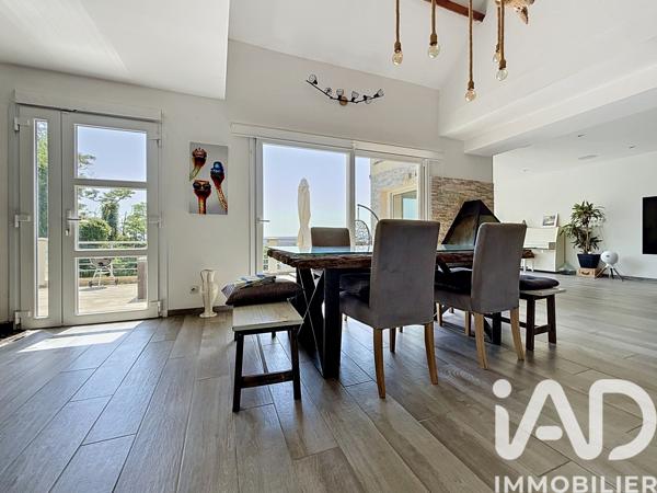Maison à vendre 8 pièces 240 m² Linas