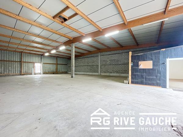 Sonnay (38150) Entrepôt 1000 m2, Sonnay