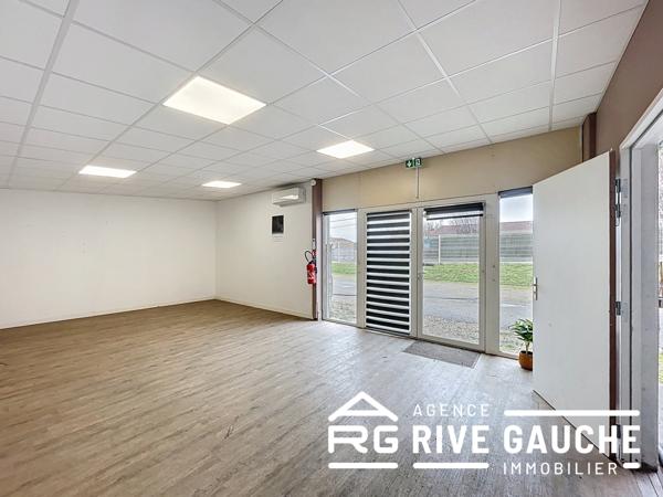 Sonnay (38150) Entrepôt 1000 m2, Sonnay