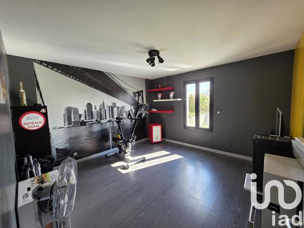 Maison à vendre 8 pièces 234 m² Sainte-Soulle