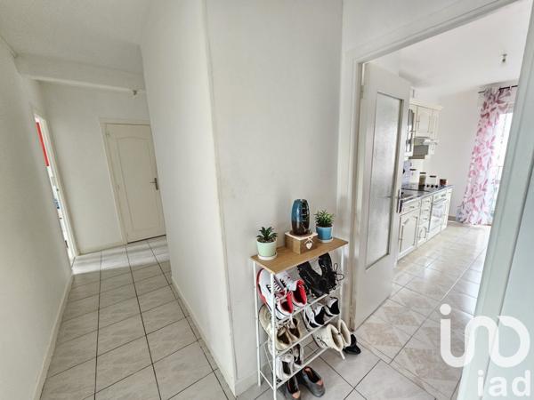 Appartement 3 pièces de 68 m² à Saint-André-les-Vergers (10120)