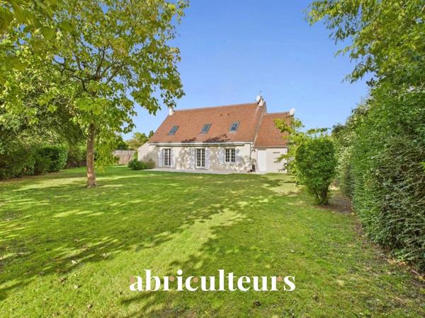 Maison spacieuse 150 m² 5 pièces 4 chambres Avilly St Léonard