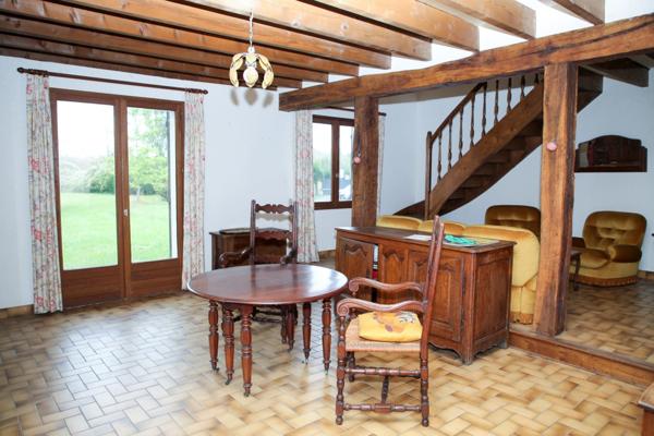 A proximité de la Belgique et du Luxembourg, maison 5 pièces, 140 m², terrain clos et arboré 2914 m² - 55 DUN SUR MEUSE (55)