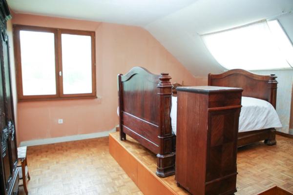 A proximité de la Belgique et du Luxembourg, maison 5 pièces, 140 m², terrain clos et arboré 2914 m² - 55 DUN SUR MEUSE (55)