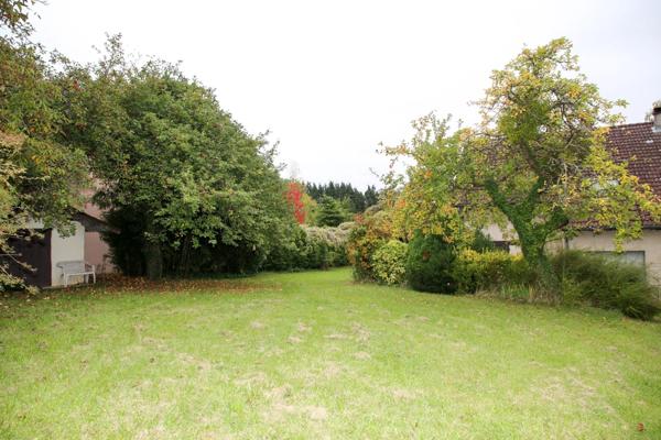 A proximité de la Belgique et du Luxembourg, maison 5 pièces, 140 m², terrain clos et arboré 2914 m² - 55 DUN SUR MEUSE (55)