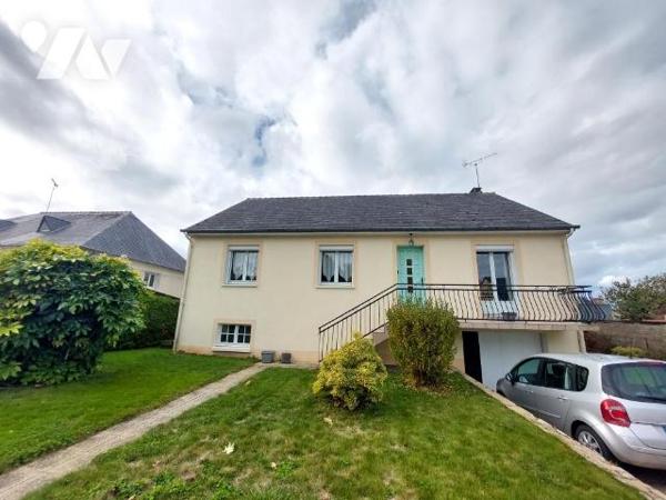 A VENDRE - PAVILLON - COSSE LE VIVIEN