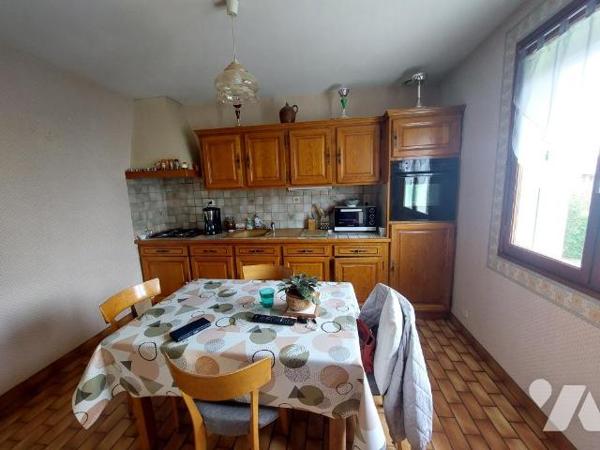 A VENDRE - PAVILLON - COSSE LE VIVIEN