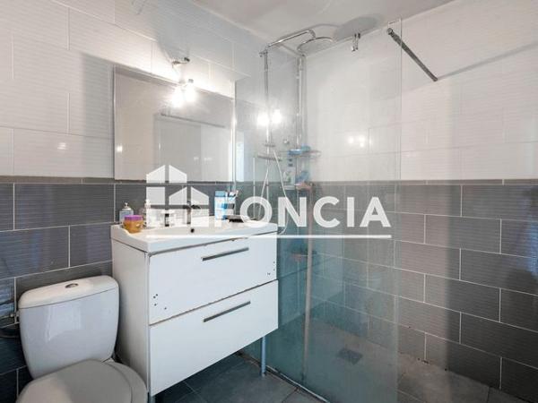 À vendre Maison 5 pièces 82 m² - Savigny-le-temple 77176