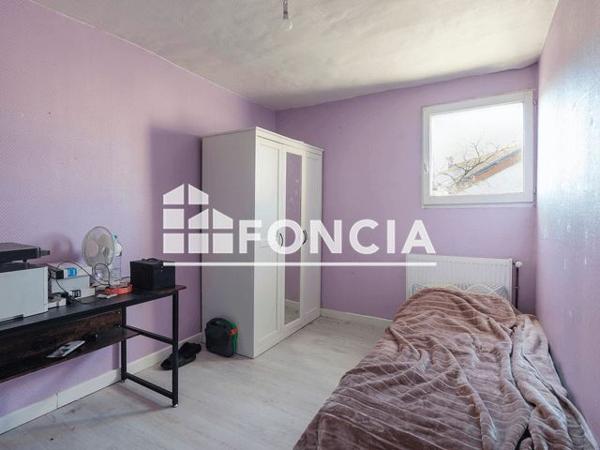 À vendre Maison 5 pièces 82 m² - Savigny-le-temple 77176