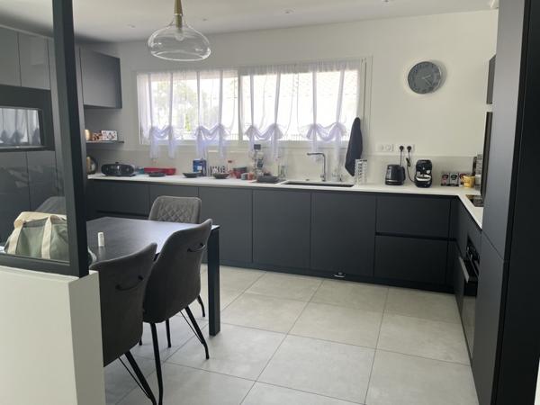 Maison à vendre 441 207 € Saint-Pierre-du-Mont 5 p 120 m² DPE B