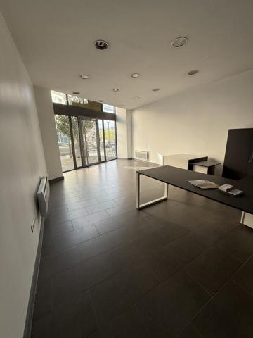 Local 19 Boulevard Saint Louis