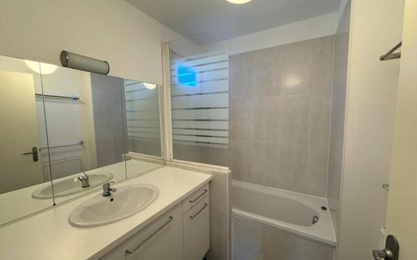 Maison à vendre    3 pièces • 70 m2 Mérignac