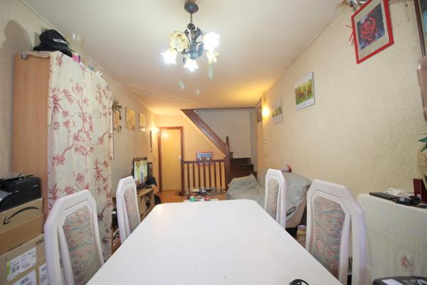 Thionville (57100) Immeuble 166 m² 1 local commercial et 1 appartement