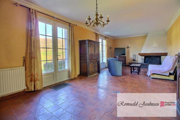 Maison sur sous sol Marboue 134 m2