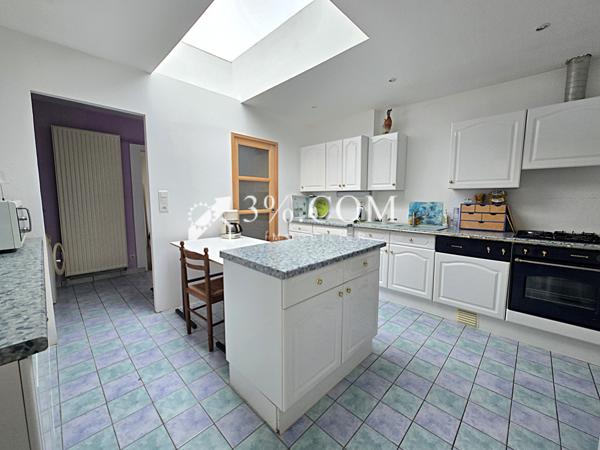 Maison 5 pièce(s) 4 chambre(s) 132 m²