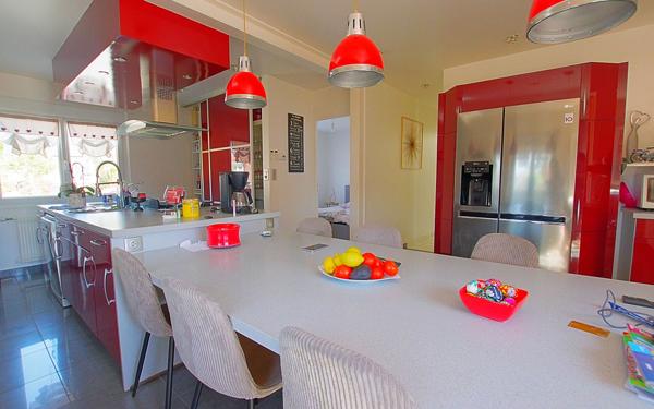 Maison à vendre    8 pièces •  Eppeville