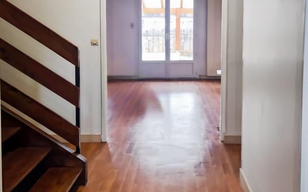 Maison à louer    3 pièces •  Neuvic