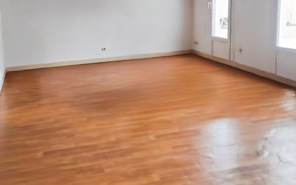 Maison à louer    3 pièces •  Neuvic