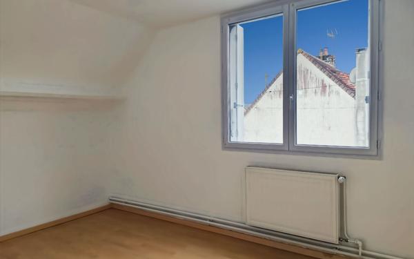 Maison à louer    3 pièces •  Neuvic