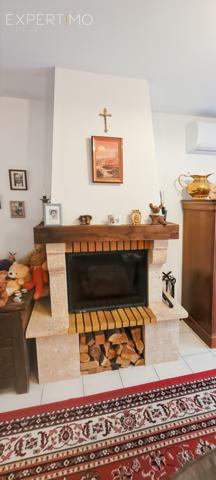 Guimps (16300) VIAGER OCCUPÉ BOUQUET 48904 € FAI RENTE 814 € SUR DEUX PERSONNES DE 83 ET 84 ANS