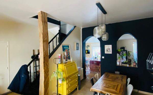 Maison à vendre    4 pièces • 137 m2 Saint-Quentin