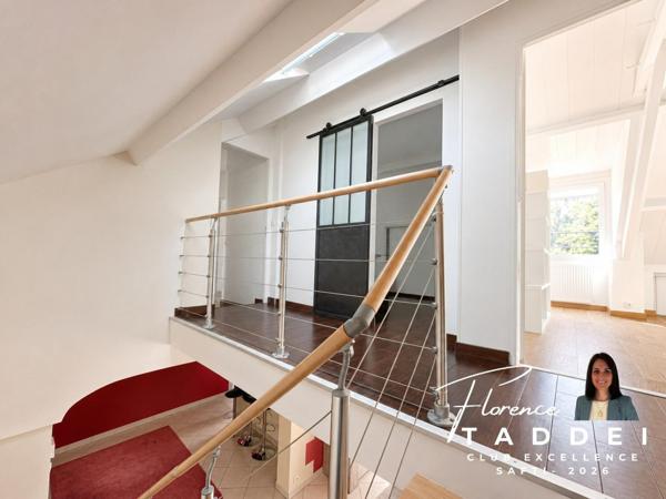 Maison familiale avec garage et jardin à Gif
