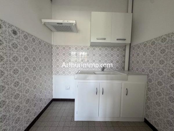 Location                                                      Appartement
                        
                     2 pièces                      46 m2                     à Montmorot