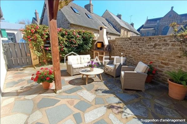 Maison de ville, 4 chambres, bureau, garage, courette