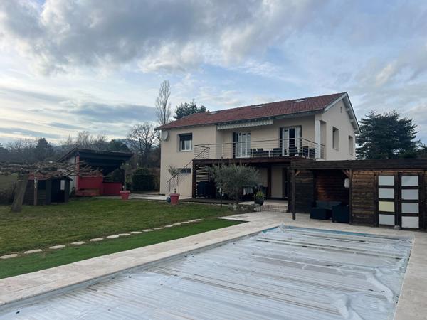 Maison Mornant 8 pièce(s) 157 m2