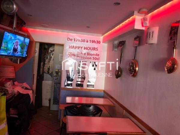 A NE PAS LAISSER PASSER : reprise d'un café, bar, brasserie, crêperie de renom avec sa belle terrasse ensoleillée