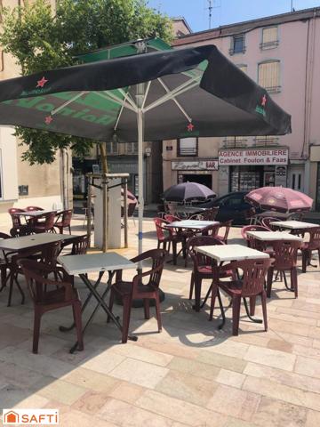 A NE PAS LAISSER PASSER : reprise d'un café, bar, brasserie, crêperie de renom avec sa belle terrasse ensoleillée