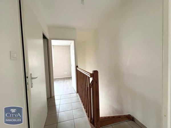 Maison à louer 3 pièces 69m² Lux (71100)