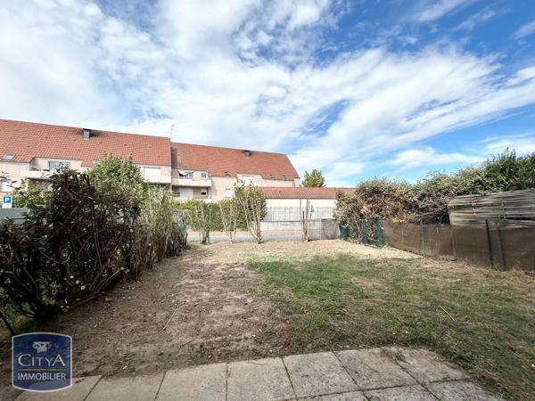 Maison à louer 3 pièces 69m² Lux (71100)