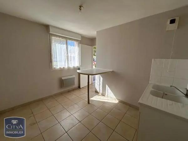 Maison à louer 3 pièces 69m² Lux (71100)
