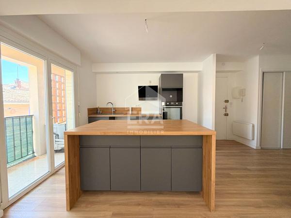 A VENDRE 84120 PERTUIS APPARTEMENT 3 PIECES D'ENVIRON 71M² AVEC BALCON ET UNE PLACE DE STATIONNEMENT