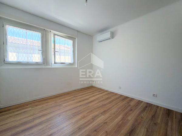 A VENDRE 84120 PERTUIS APPARTEMENT 3 PIECES D'ENVIRON 71M² AVEC BALCON ET UNE PLACE DE STATIONNEMENT