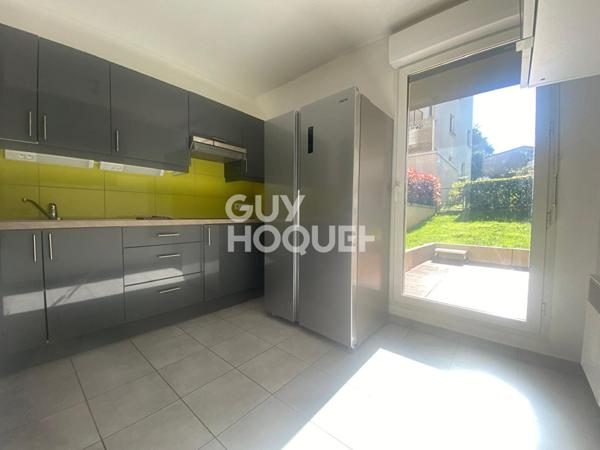 Grand T3 face à la gare !