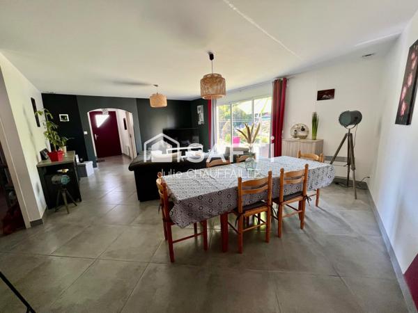 Maison de plain pied à proximité des commerces